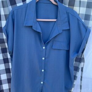 Like new, worn once Cornflower blue short sleeve button up, 2XL
